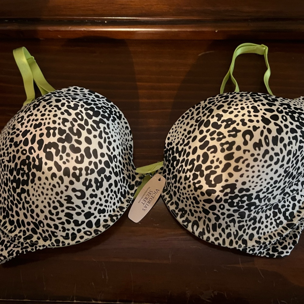 VICTORIA SECRET NWT